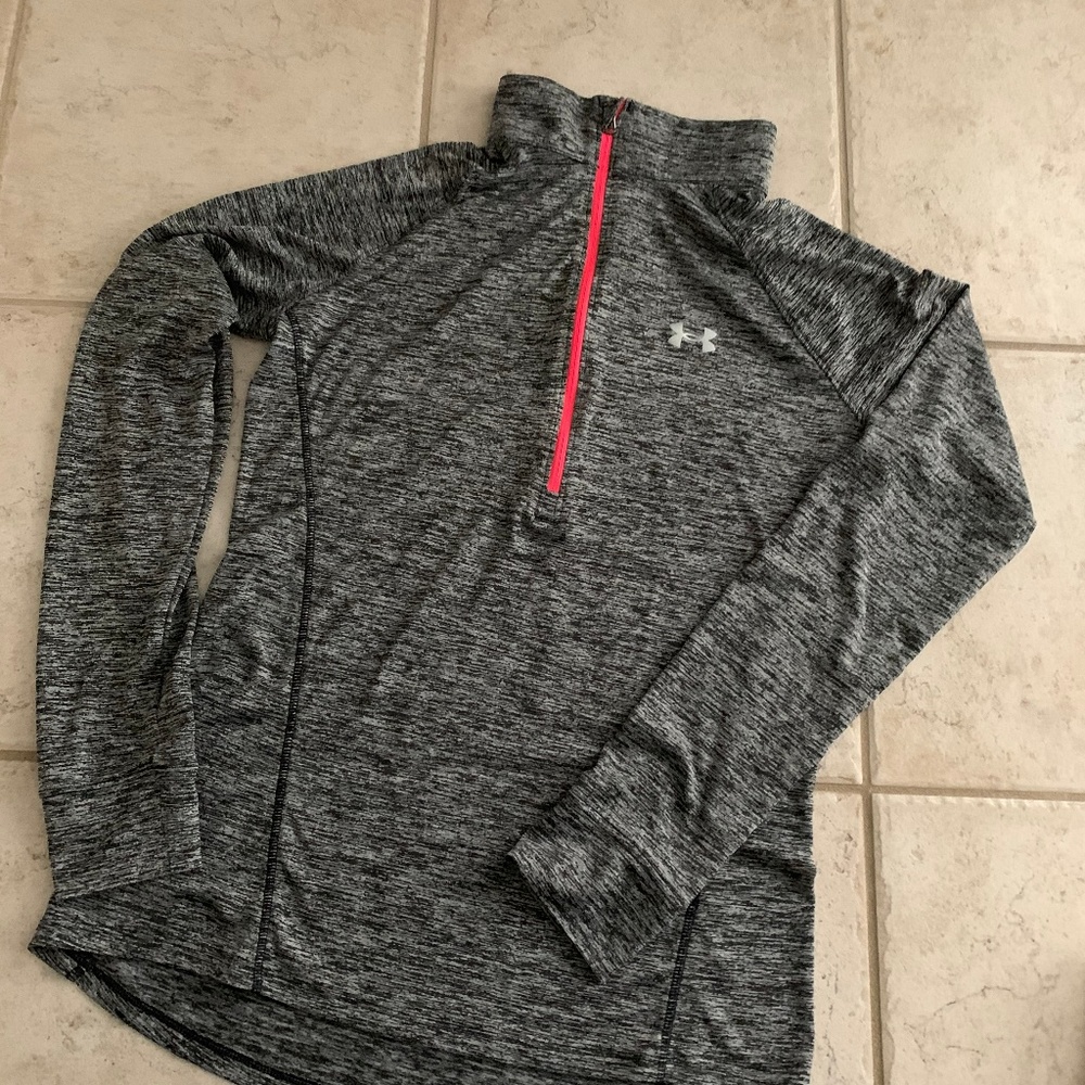 Umder Armour Half Zip Grey Marled Athletic Top